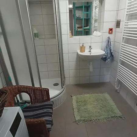 Tutto House